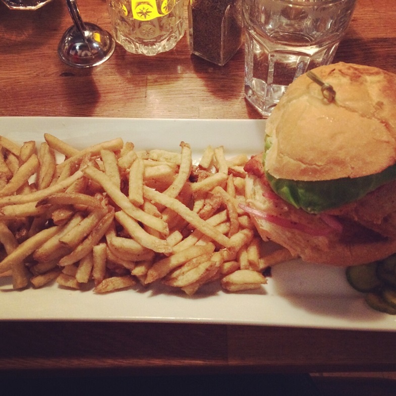 Blue Star Diner/fries and chicken sandwich